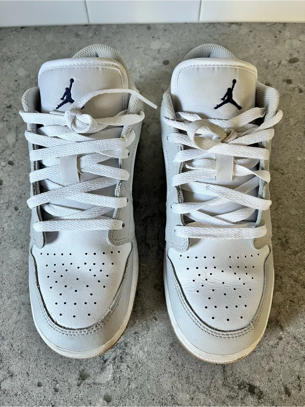 Nike Kids White Sneakers with navy Swoosh